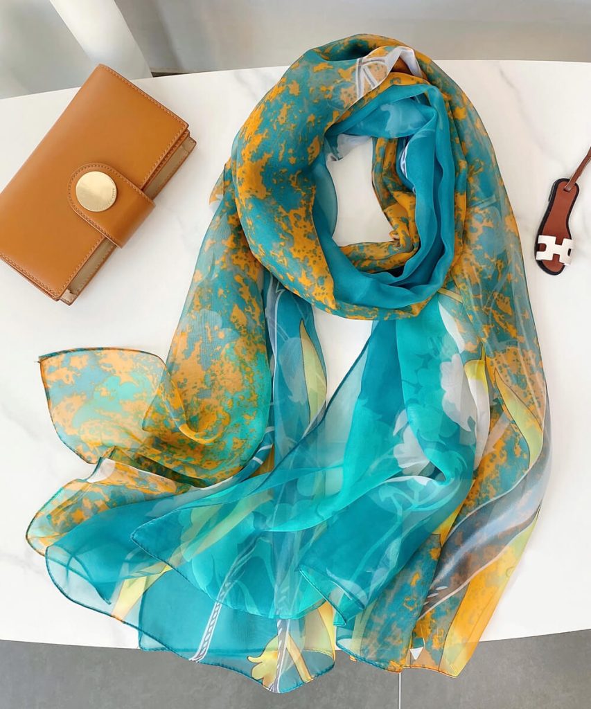 Dark Turquoise Zohra