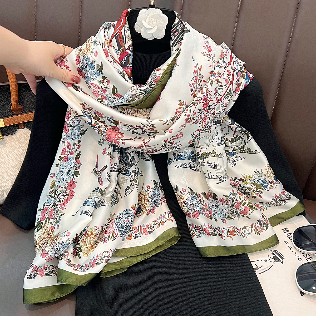 Pinnochio White - Image 2